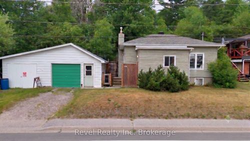 148 Main St S, Callander, ON, P0H1H0 | Card Image