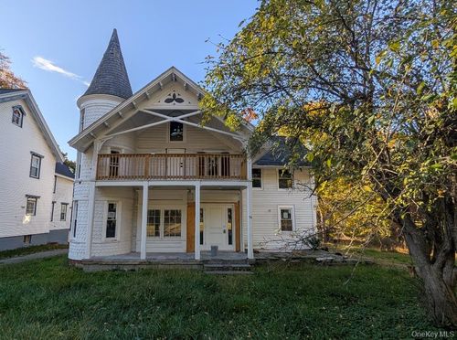 36 North St, Washingtonville, NY, 10992-1119 | Card Image