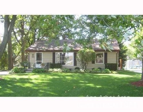 7425 Ann Arbor St, Dexter, MI, 48130-1451 | Card Image