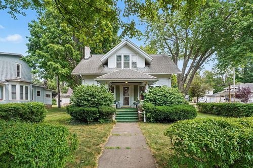 601 Elm St, Three Rivers, MI, 49093-1418 | Card Image