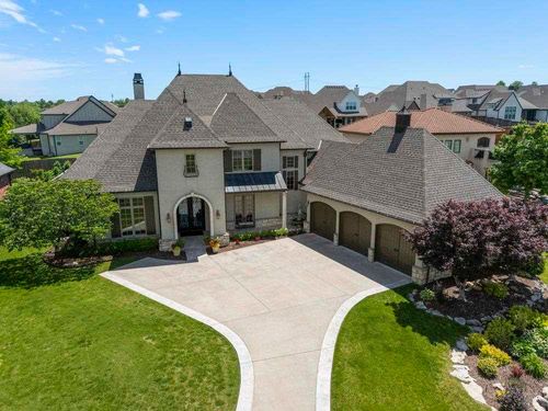 716 W 108th Pl S, Jenks, OK, 74037-2482 | Card Image