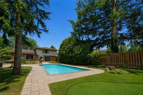 195 Wilton St, Burlington, ON, L7N1V8 | Card Image