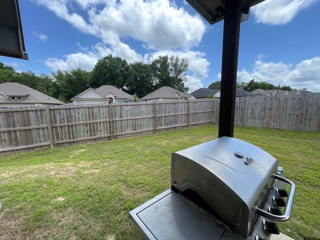 10008 Dayspring Dr, House other with 3 bedrooms, 2 bathrooms and null parking in Flint TX | Image 21