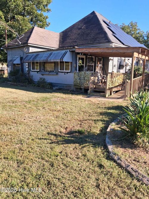 202 E Passaic Street, Peachland, NC, 28133 | Card Image