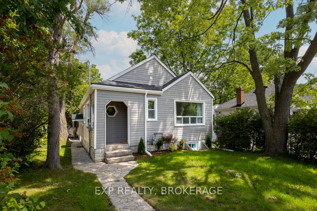 Residential in Kingston