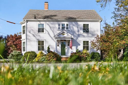 112 Main St, Dennis, MA, 02638-1933 | Card Image