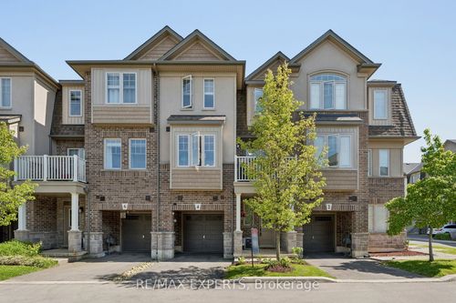 4 Groom Lane, Ancaster, ON, L9K0K1 | Card Image