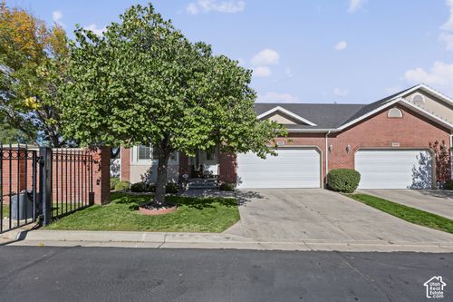 1692 W Peaceful View Way, South Jordan, UT, 84095-4654 | Card Image