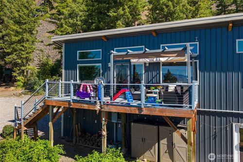 5579 Big Springs Ranch Rd, Wenatchee, WA, 98801-8928 | Card Image