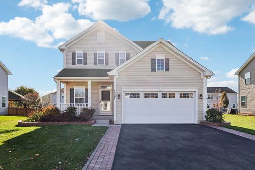 3339 Big Bend Dr, Montgomery, IL, 60538-3701 | Card Image