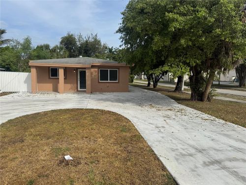 1-801 Nw 109th St, Miami, FL, 33168-2134 | Card Image