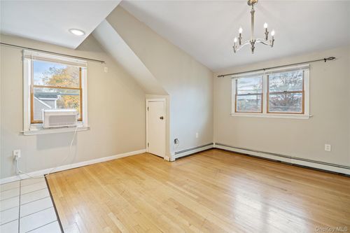 2230 New York Ave, Huntingtn Sta, NY, 11746-4251 | Card Image