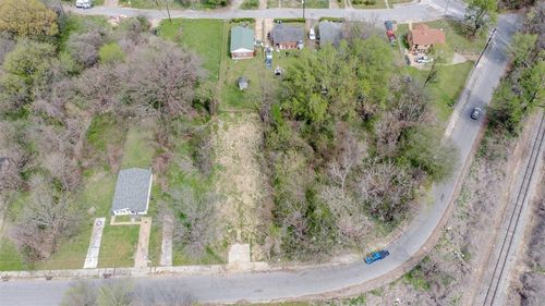 2129 Yazoo St, Memphis, TN, 38109 | Card Image