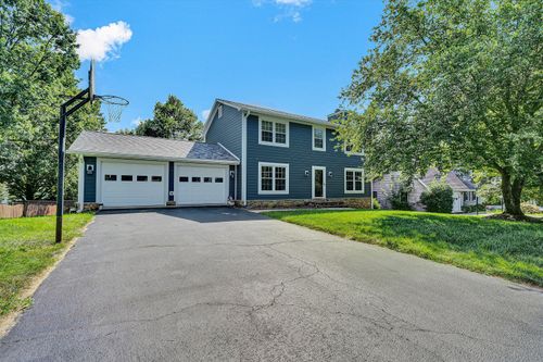 5226 Huntridge Rd, Roanoke, VA, 24012-8526 | Card Image