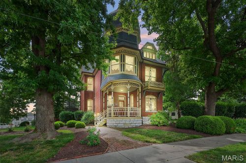 128 N 6th St, Saint Charles, MO, 63301-2701 | Card Image
