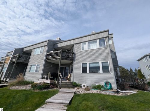 3091 E Midshipman Dr, Au Gres, MI, 48703-9200 | Card Image