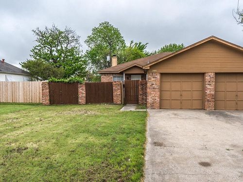 509 S Hastings St, Irving, TX, 75060-4044 | Card Image