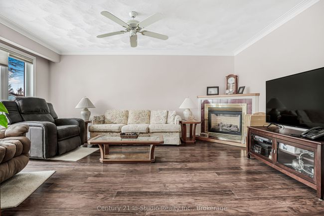 22 Herbert Ave, House other with 2 bedrooms, 2 bathrooms and 4 parking in Markdale ON | Image 13