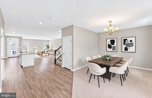 6611 Shelton Ln, SPOTSYLVANIA, VA, 22553-1895 | Card Image