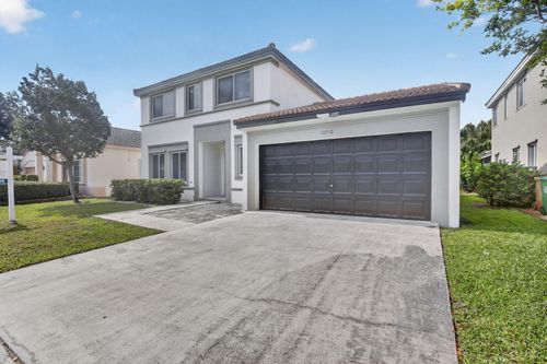 10772 Sw 14th Pl, Davie, FL, 33324-7126 | Card Image