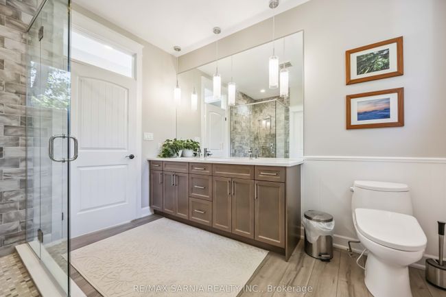 9934 Nipigon St, House other with 2 bedrooms, 2 bathrooms and 2 parking in Port Franks ON | Image 25