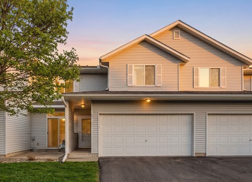 2058 Parkway Ave, Shakopee, MN, 55379-4330 | Card Image