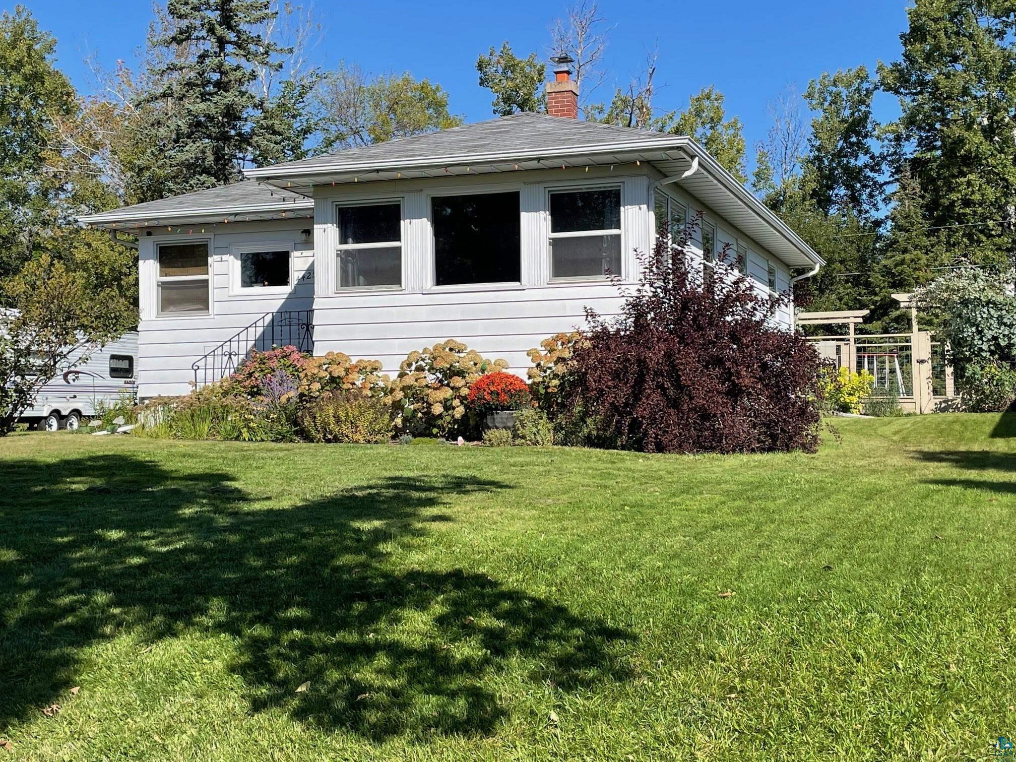Tioga St, Duluth, MN 55804