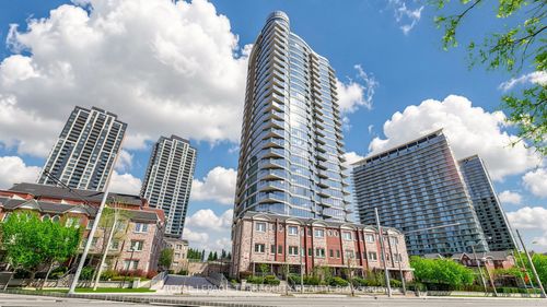 2205-15 Windermere Avenue, Toronto, ON, M6S5A2 | Card Image