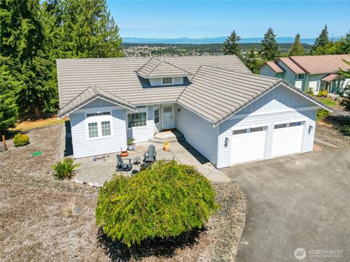 652 Fox Hollow Rd, Sequim, WA, 98382-3879 | Card Image