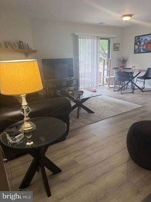 1-5364 Smooth Meadow Way, COLUMBIA, MD, 21044-1877 | Card Image