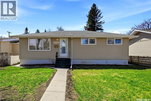 3868 Athol St, Regina, SK, S4S3J1 | Card Image