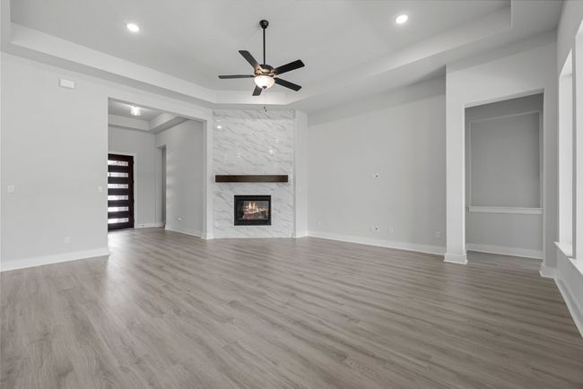 5126 Destination Way, House other with 4 bedrooms, 4 bathrooms and 3 parking in Jonestown TX | Image 14