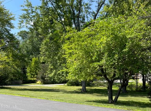 23 Chestnut Ln, Lake George, NY, 12845 | Card Image