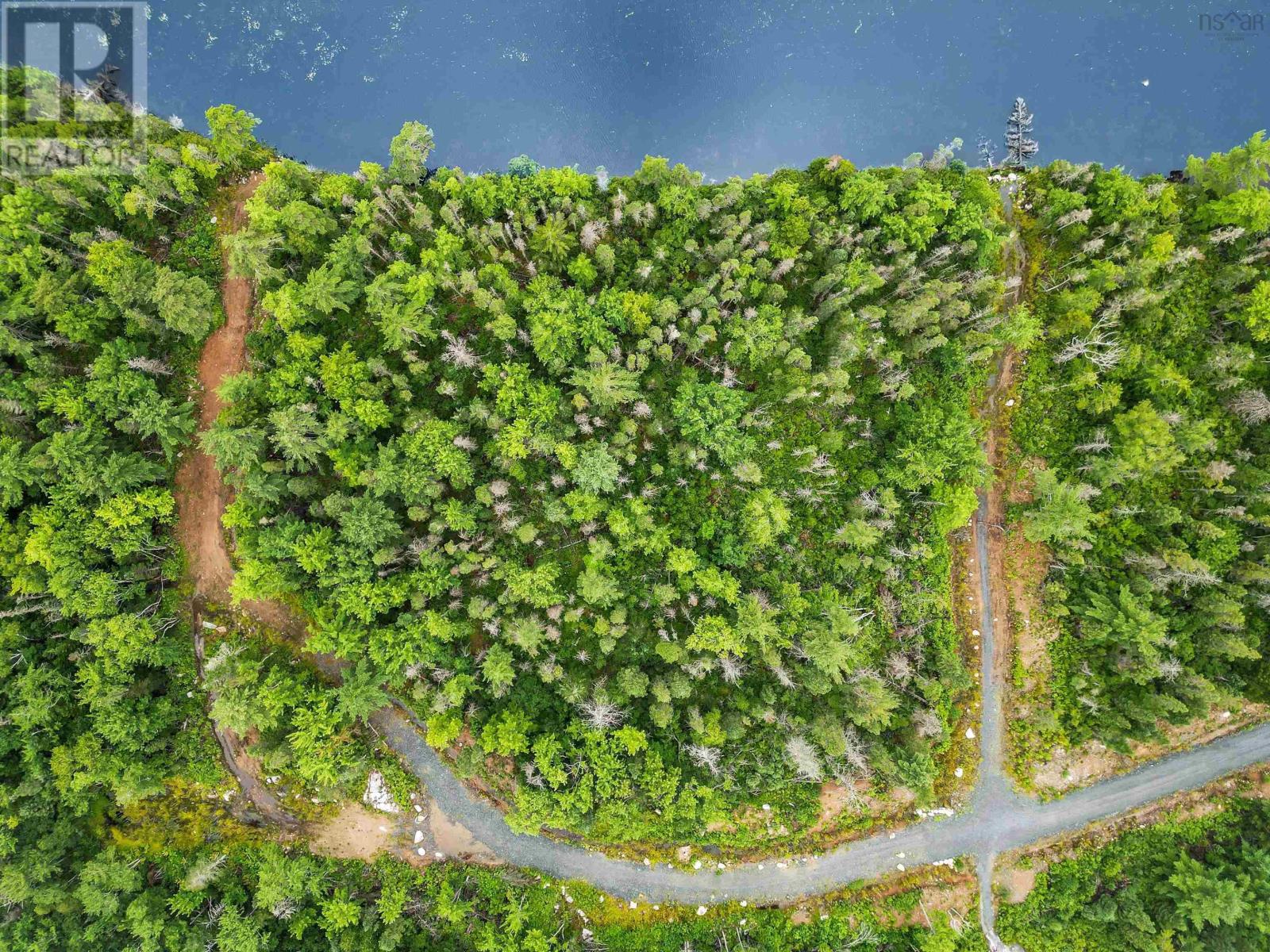 Land in Hubley 4