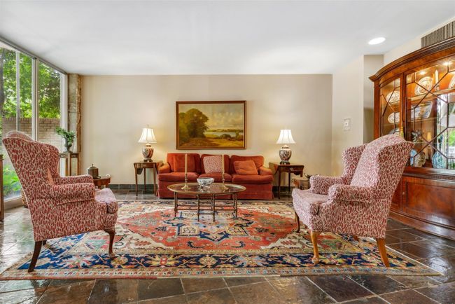APT-2K - 475 N Highland St, Condo with 2 bedrooms, 2 bathrooms and null parking in Memphis TN | Image 4