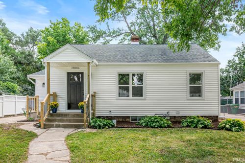 19806 Detroit Ave, South Bend, IN, 46614-5648 | Card Image
