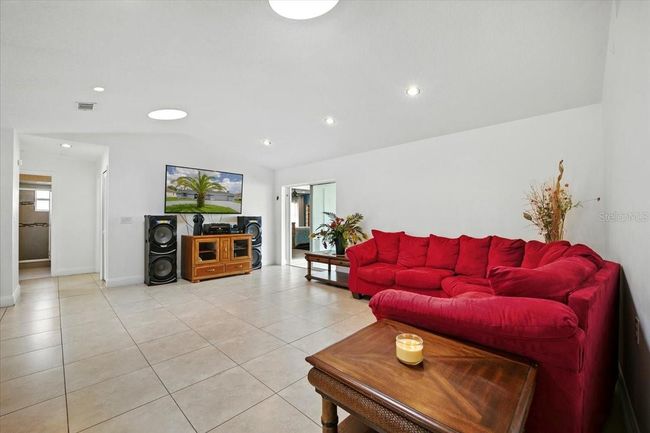 8 Whippoorwill Dr, House other with 4 bedrooms, 3 bathrooms and null parking in PALM COAST FL | Image 30