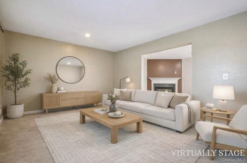 15 Surrey Ln, Harriman, NY, 10926-3234 | Card Image