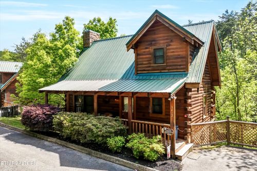 3412 Merlin Way, Pigeon Forge, TN, 37862 | Card Image