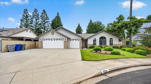 2375 Fallbrook Avenue, Clovis, CA, 93611 | Card Image