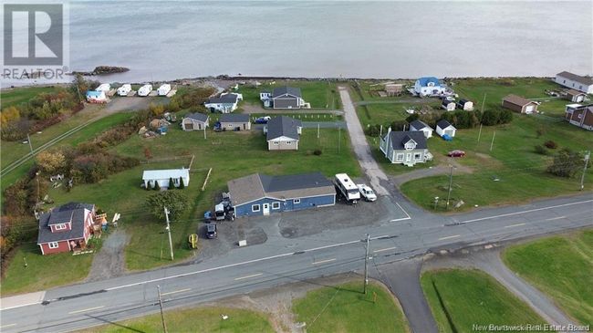 563 Rue Principale, House other with 3 bedrooms, 2 bathrooms and null parking in Pointe Verte NB | Image 4