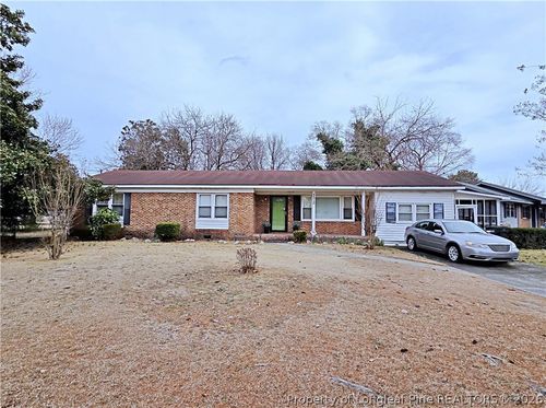 5512 Mesa Dr, Fayetteville, NC, 28303-2728 | Card Image