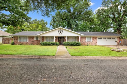 725 W Blair St, Mineola, TX, 75773-1506 | Card Image