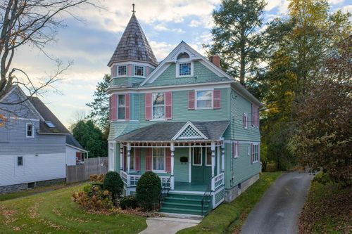 177 Grove Street, Rutland City, VT, 05701 | Card Image