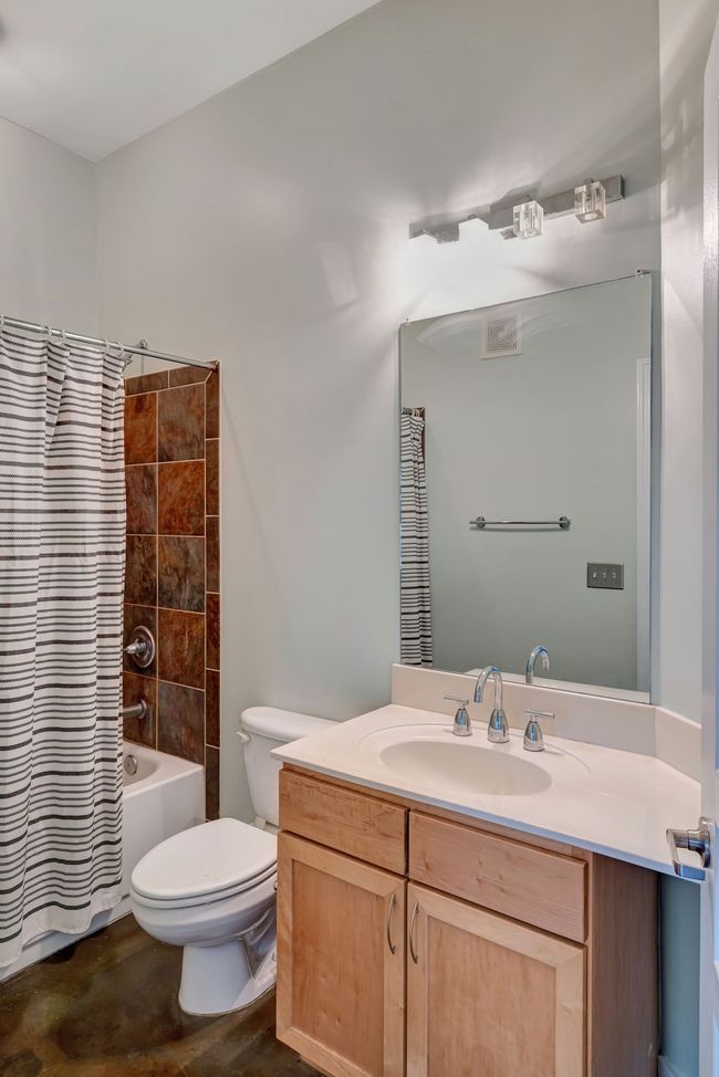 APT-111 - 3000 Vanderbilt Pl, Condo with 2 bedrooms, 2 bathrooms and 2 parking in Nashville TN | Image 21