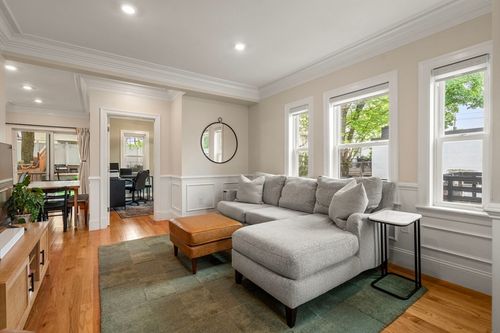 256-256 Sycamore St, Watertown, MA, 02472-1061 | Card Image