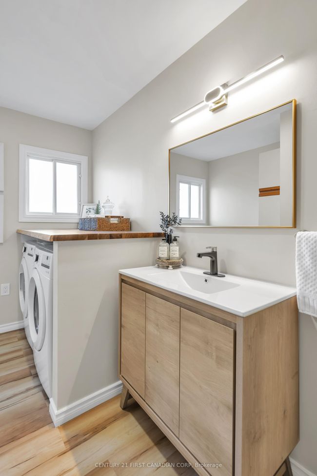180 Gammage St, House other with 5 bedrooms, 2 bathrooms and 2 parking in London ON | Image 27
