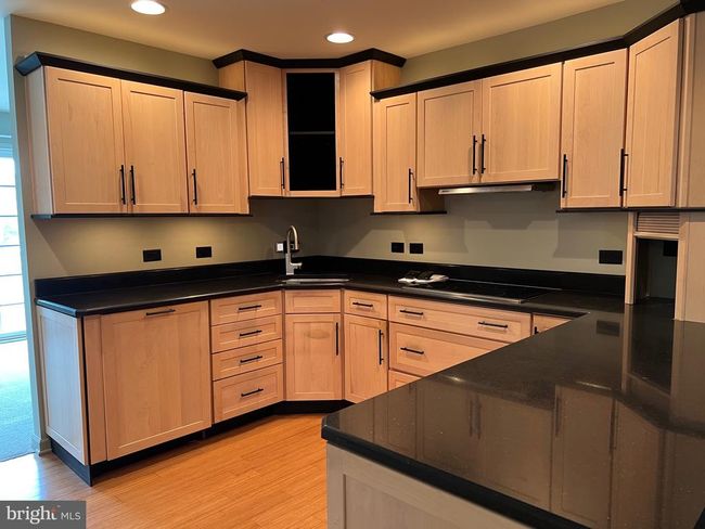 3849 Farmstead Dr, Townhouse with 3 bedrooms, 3 bathrooms and null parking in FAYETTEVILLE PA | Image 6