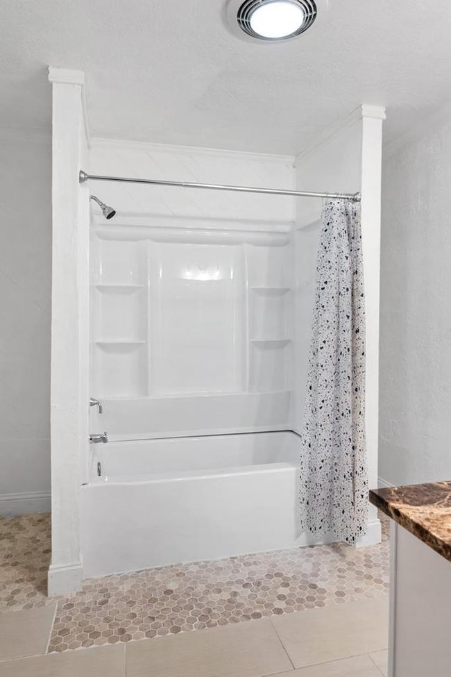 311 Smith St, Home with 3 bedrooms, 2 bathrooms and null parking in Mason TX | Image 20