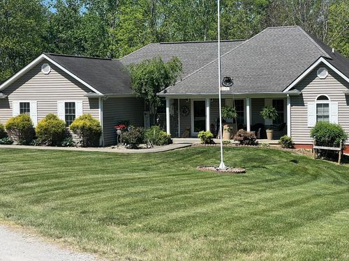 211 Cave Valley Rd, Byrdstown, TN, 38549-5429 | Card Image